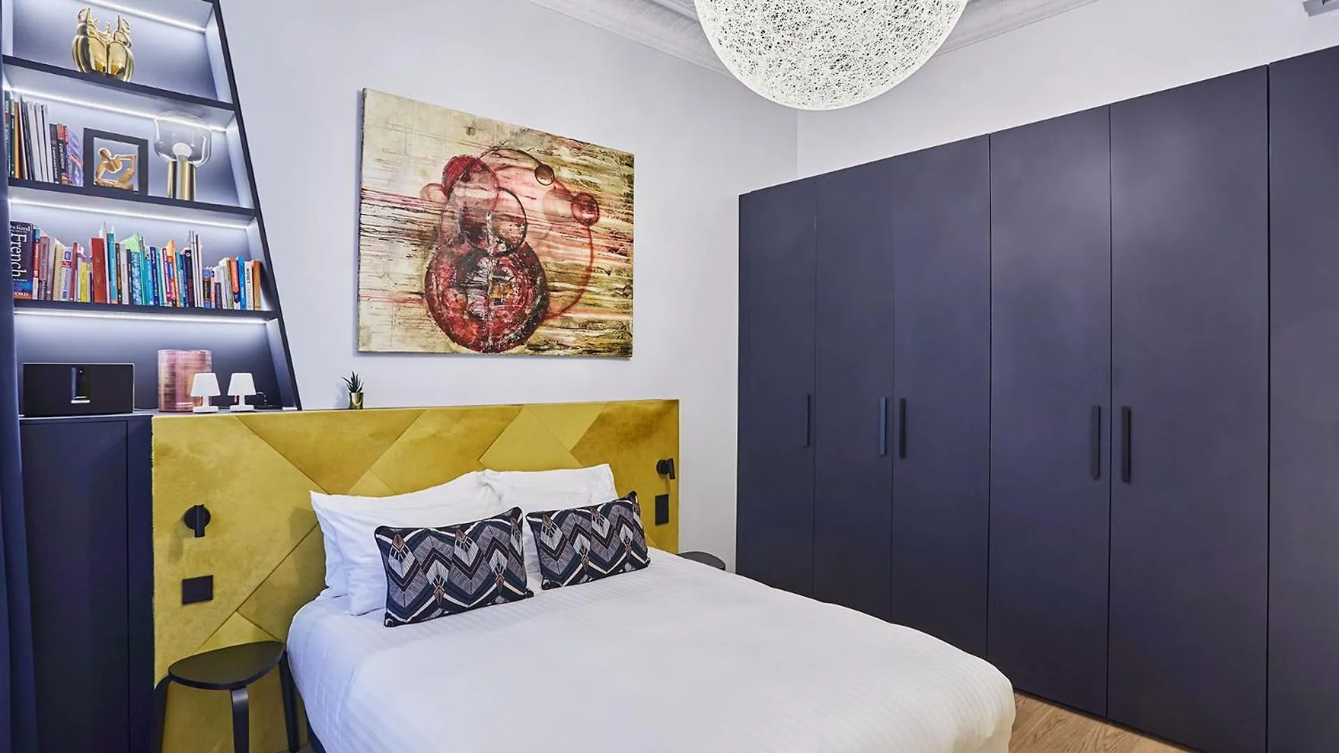 Le Marais Luxury Apartment In The Heart Of Paris - 2 Bed 2 Bath With Ac